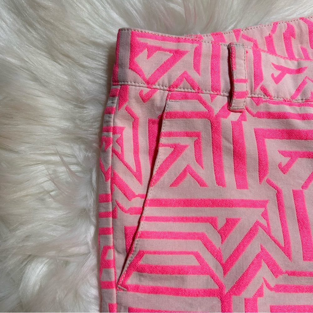 #0236 J. Crew Pink Bermuda Shorts with Geometric Design - Picture 3 of 6